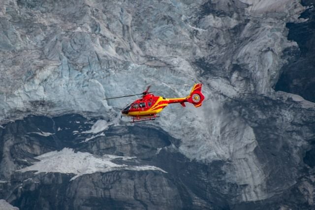gosaikunda helicopter tours